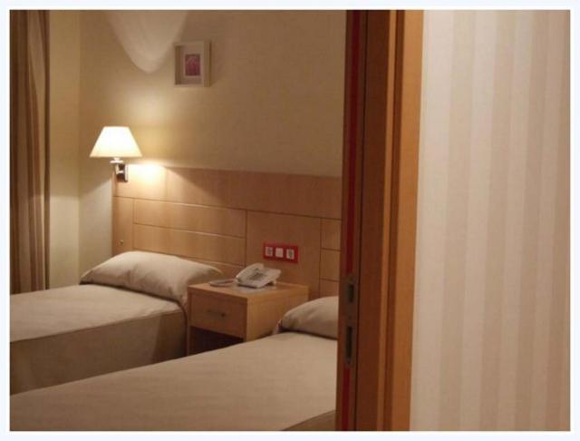 Casetas Hotel Villa De Zaragoza الغرفة الصورة